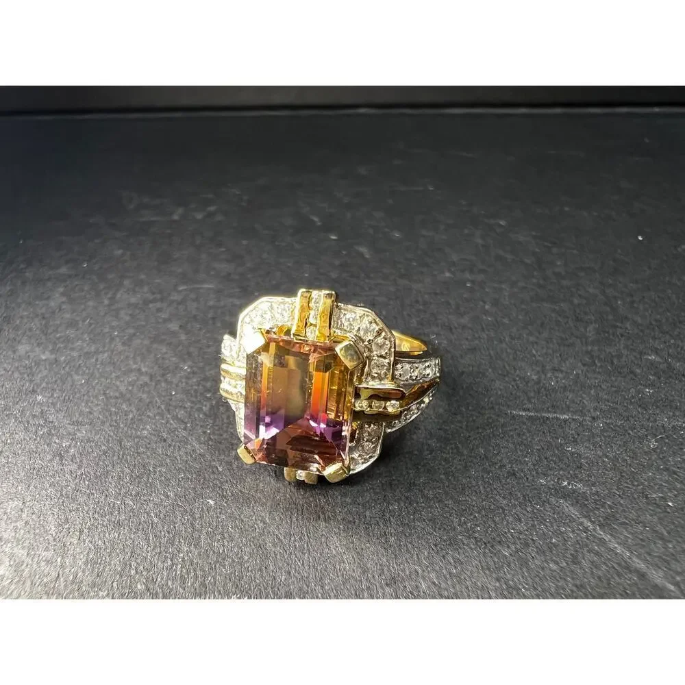 unknown vintage gold